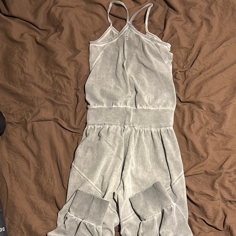 Ripple Junction Gray Jumpsuit with Wide-Leg Design